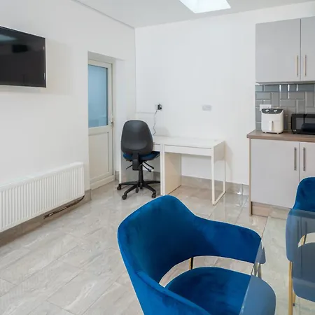 Guest house Kunda House Coventry Road