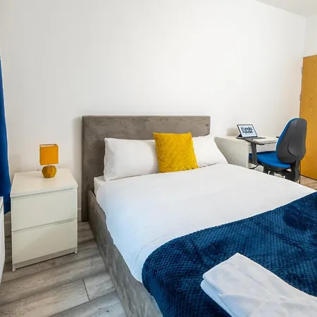 Kunda House Coventry Road Guest house