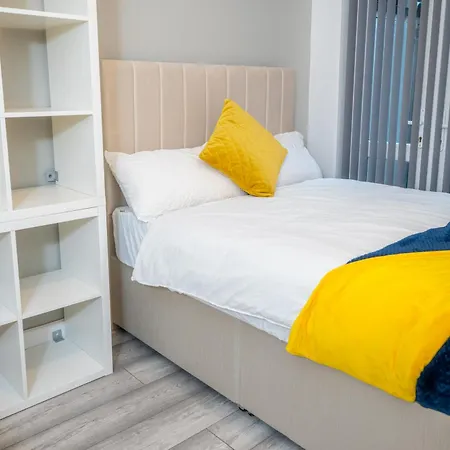 Guest house Kunda House Coventry Road Birmingham